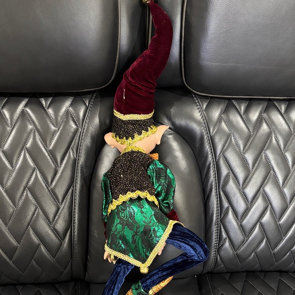 Robert Stanley Festive Posable Christmas Elf Doll with Velvet Outfit 23” - Picture 6 of 16